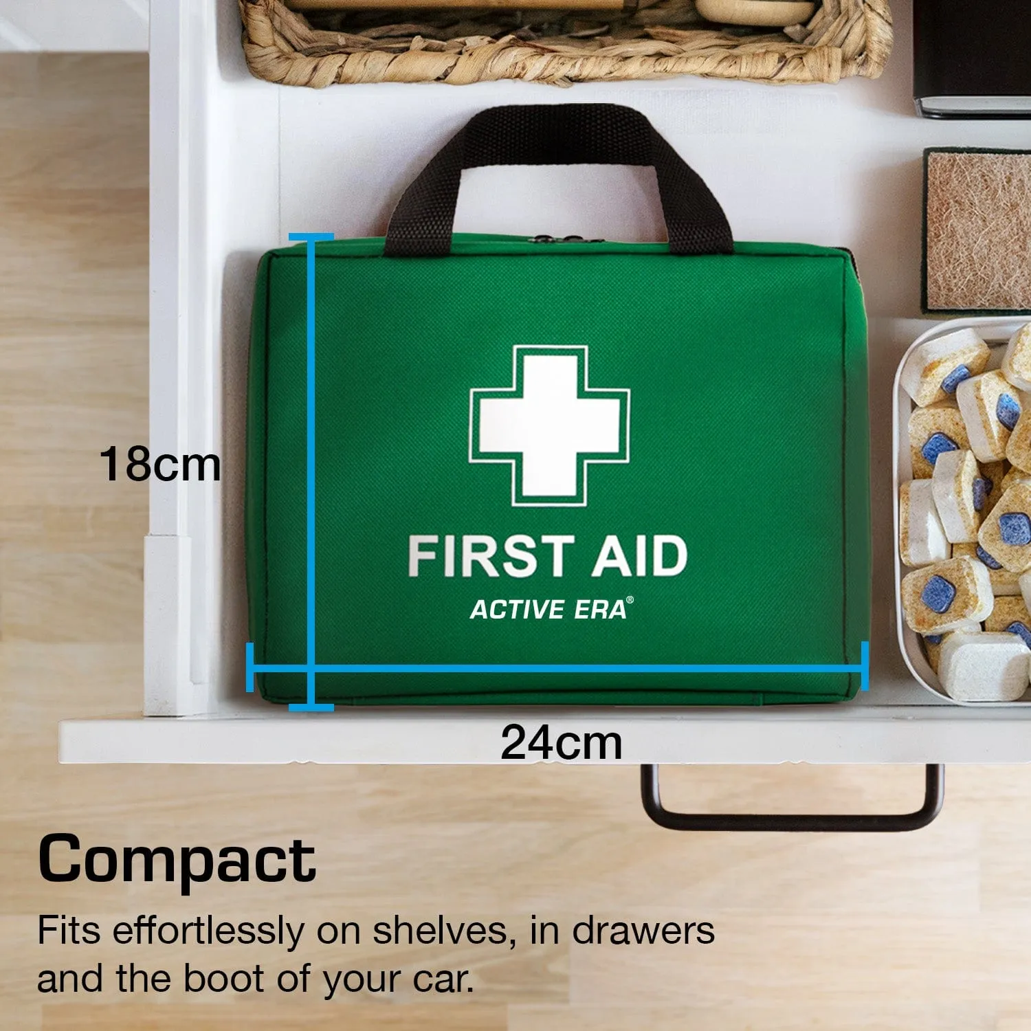 220 Piece Premium First Aid Kit Bag - Green