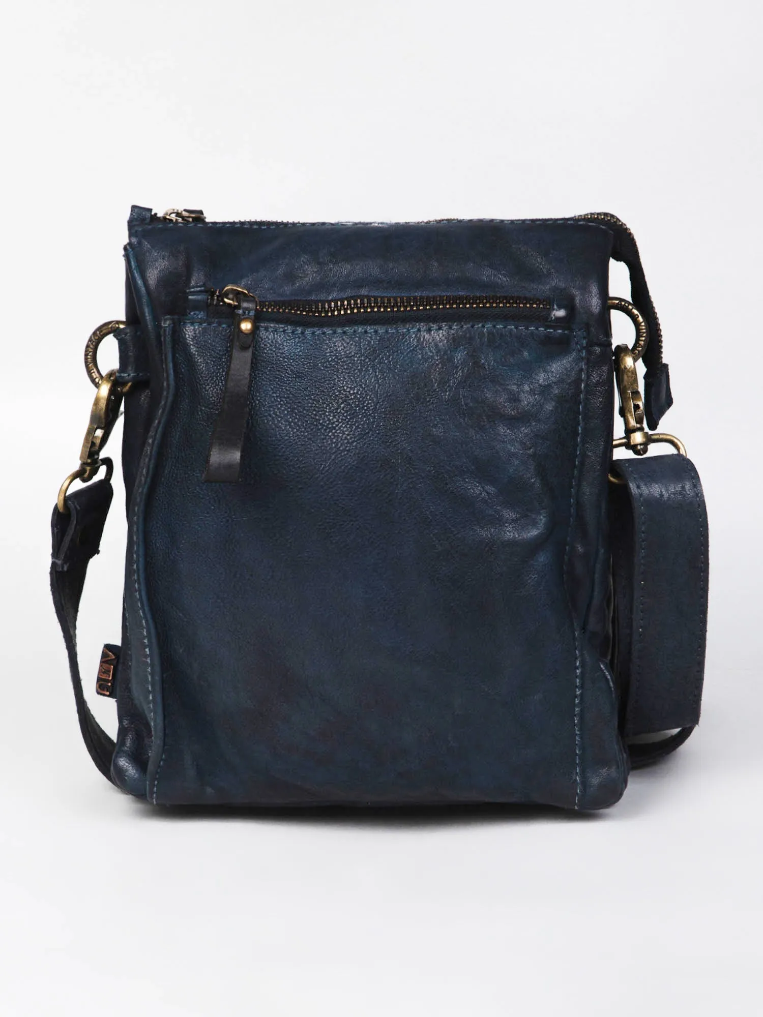 Black Washed Veg Tan Leather Multiple Compartment Crossbody