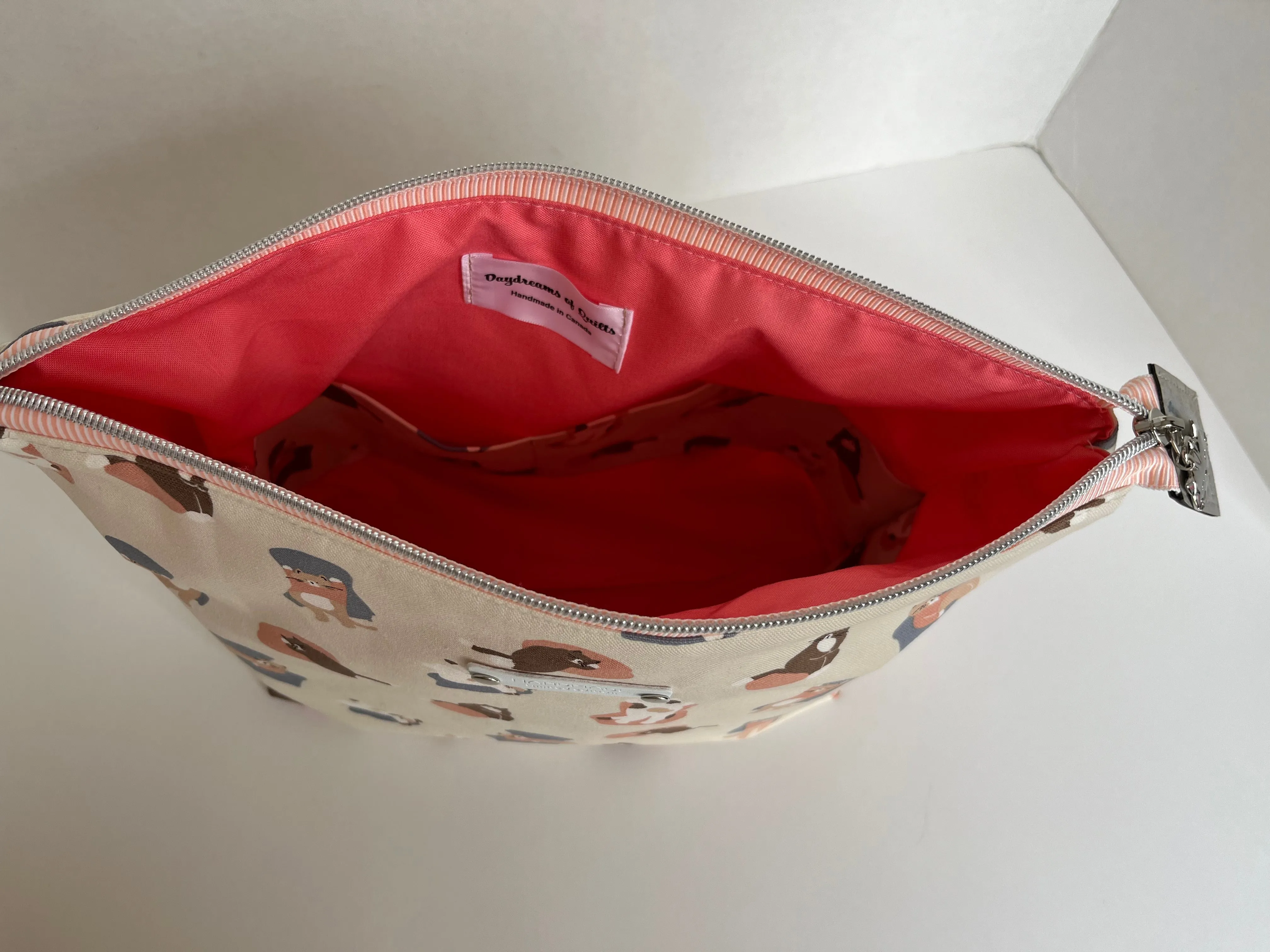 Comfy Cats Large Cosmetics Bag,Toiletry Bag