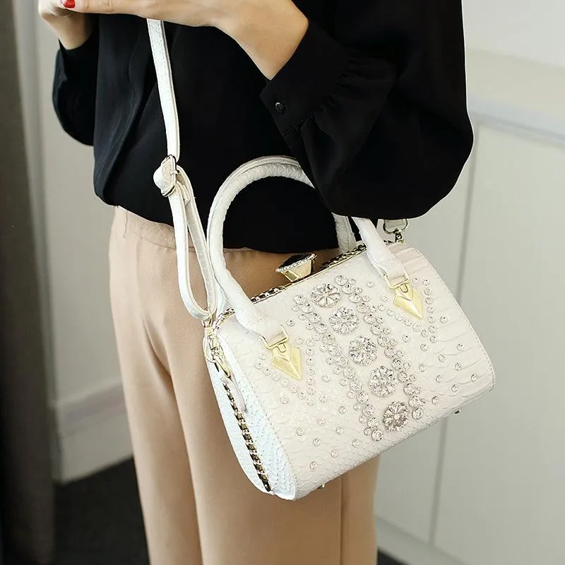 Diamond-studded Single-shoulder Messenger Snake Print Lock Bag