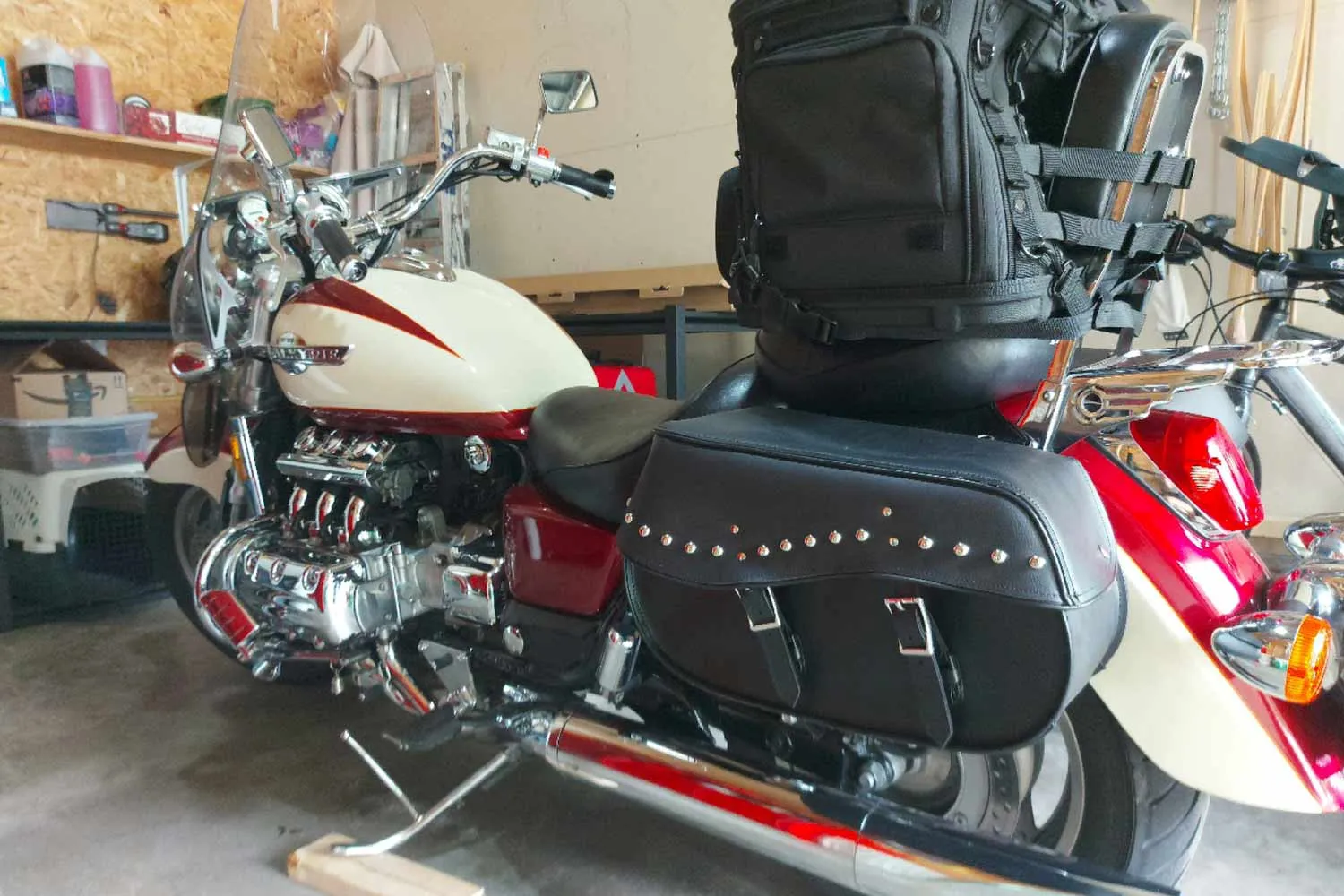 Studded Throw-Over Cruiser Saddlebags