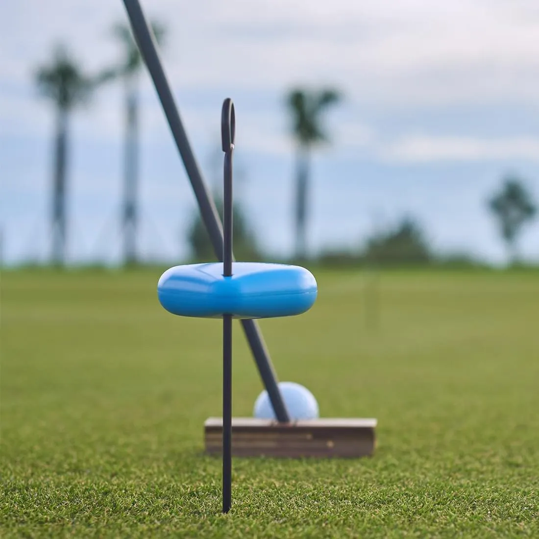 The RainDrop - Retractable Putting String