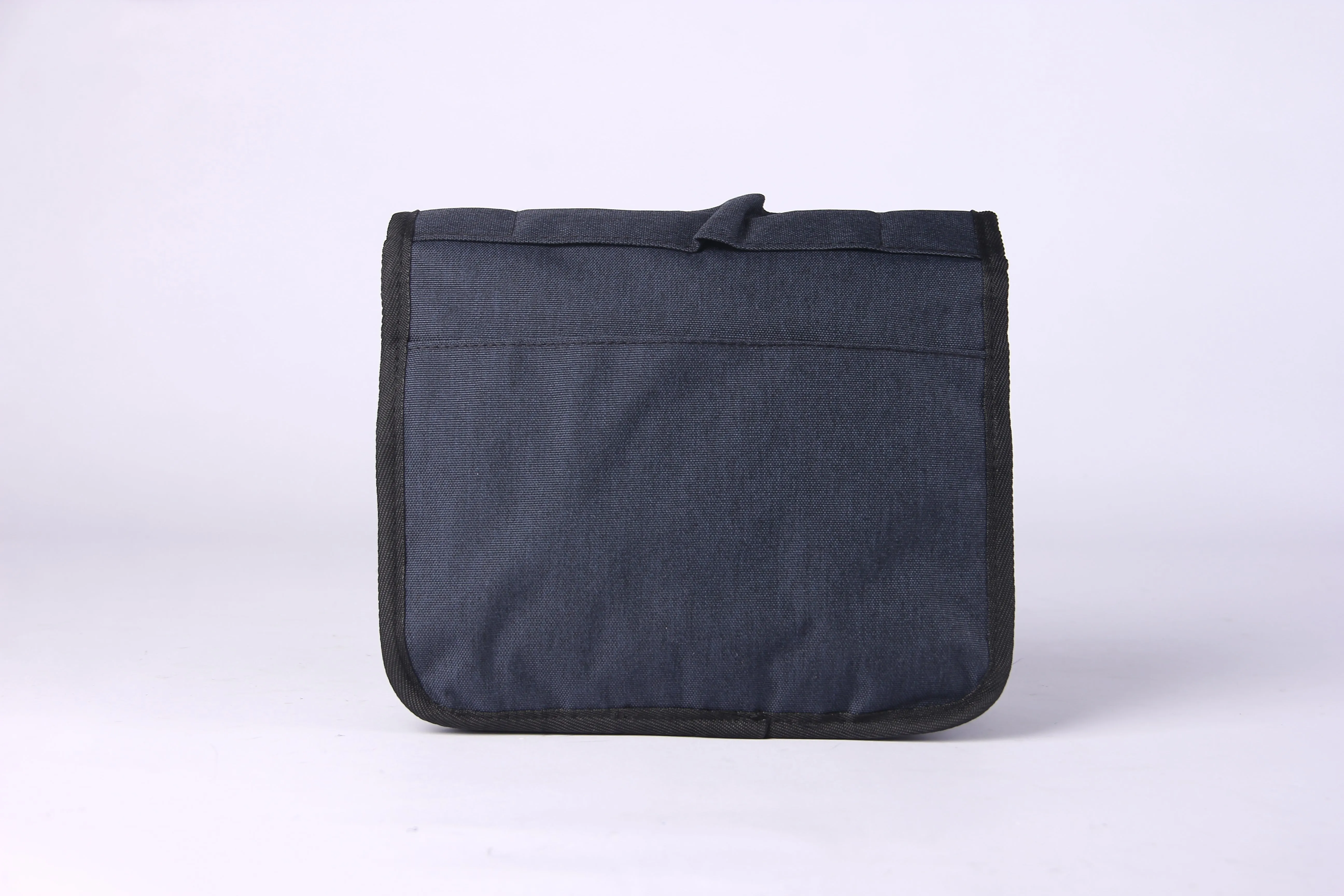 [Y.E.S] Discovery Adventures Hanging Toiletry Bag